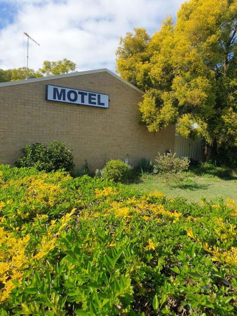 Esk Motel - Holiday Find 1