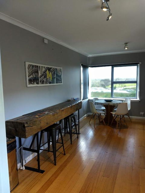 Gladstone Gem - Gateway To The Bays North East Tasmania - Holiday Find 0