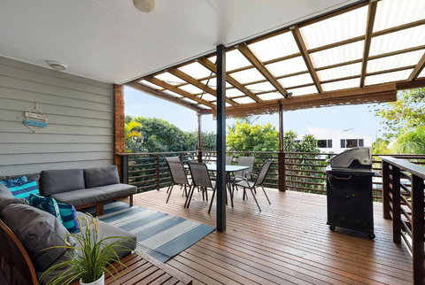 Generous Family Home With 4 Bedrooms, Pool, Pet Friendly - Holiday Find 3