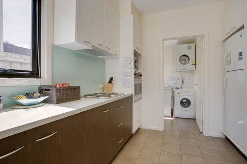 Getaway On Church Phillip Island Cowes - Holiday Find 4