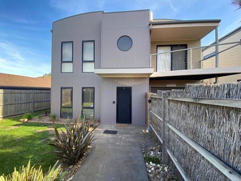 Getaway On Church Phillip Island Cowes - Holiday Find 0