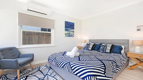 Gillian - Holiday Find 4