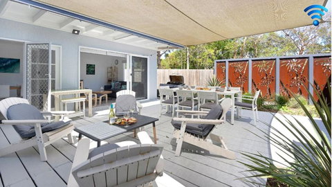 Gillian - Holiday Find 0