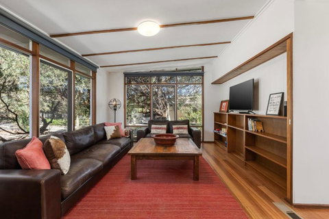 Girvan Getaway - Holiday Find 2