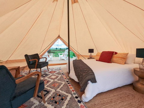 Glamping Vineyard Getaway With Luxury Amenities - Holiday Find 1
