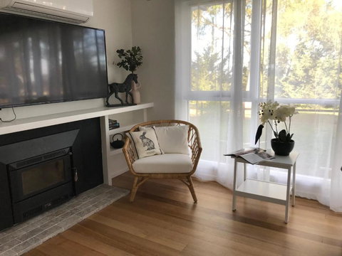 Glenview Park Cottage And Farm Stay, Yarra Glen - Holiday Find 3