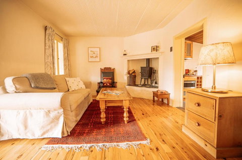 Goat Square Cottages - Holiday Find 0