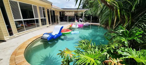 Gold Coast 6 BR House With Pool - Holiday Find 0