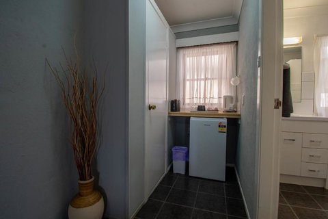 Gundagai Motel - Holiday Find 2