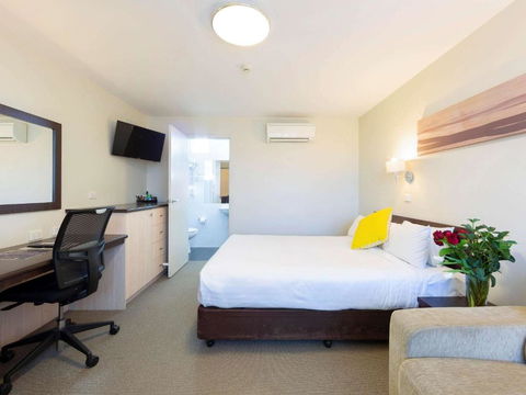 Ibis Styles Canberra Tall Trees - Holiday Find 0