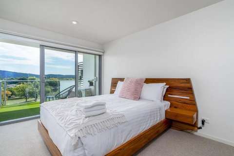 Impeccable Apt In The Heart Of Canberra - Holiday Find 1