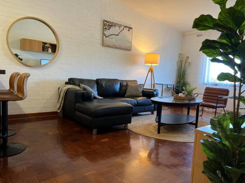 Humble & Cosy, In The Heart Of East Vic Park - Holiday Find 0