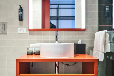 Ibis Styles Melbourne Airport - Holiday Find 1
