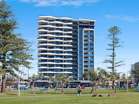 Iconic Apartments 704 - Holiday Find 2