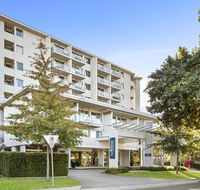 Adina Serviced Apartments Canberra Dickson - Holiday Find