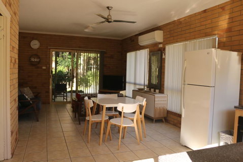 Agnes Palms Accommodation - Holiday Find 2