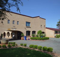 Alamo Motor Inn - Holiday Find