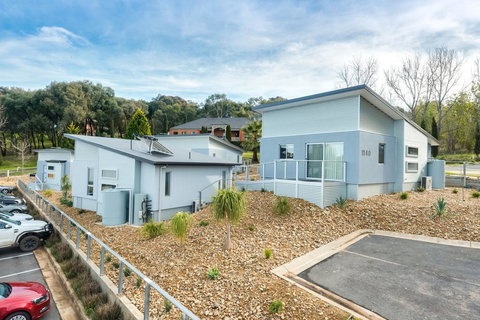 Albury Yalandra Apartment 2 - Holiday Find 2