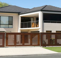 Alcedonia Retreat - Holiday Find