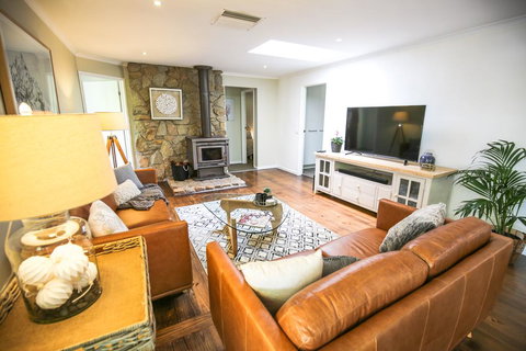 Alderwood - Holiday Find 1