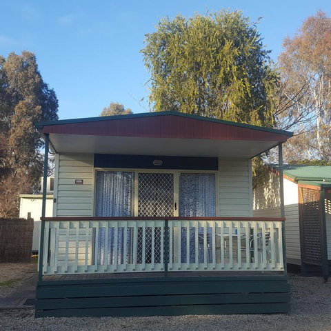 Alexandra Tourist Park - Holiday Find 3