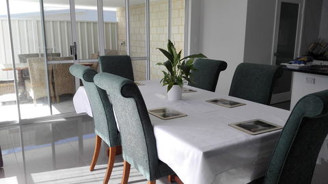 Alkimos Beach Retreat - Holiday Find 2