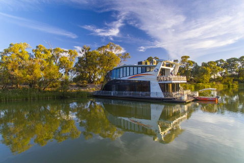 All Seasons Houseboats - Holiday Find 2