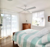 Aloha Alex Beach House Pet-friendly- 450m to the beach - Holiday Find