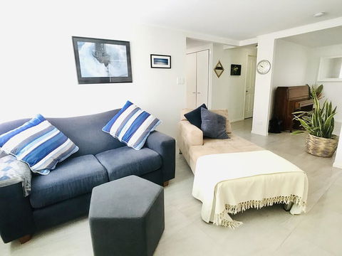 Aloha Alex Beach House Pet-friendly- 450m To The Beach - Holiday Find 2
