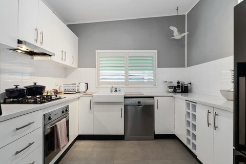 Amber Cottage, Luxury Seaside Retreat With Outdoor Spa! - Holiday Find 2