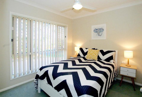 Anaheim Entertainer By Getastay - Holiday Find 1