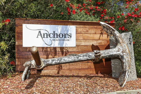 Anchors Beach House - Holiday Find 2