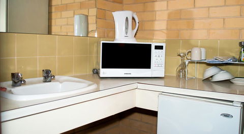 Angaston Vineyards Motel - Holiday Find 1