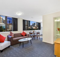 Apartment at College St - Holiday Find