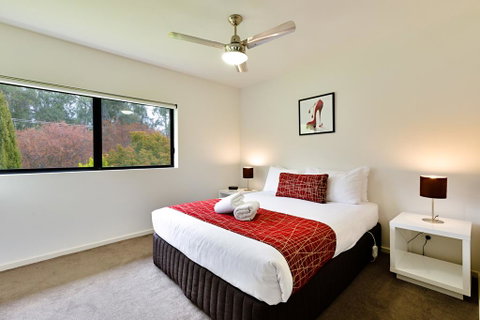 Apex Park Holiday Apartments - Holiday Find 2