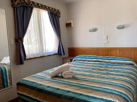 Apex RiverBeach Holiday Park - Holiday Find 1