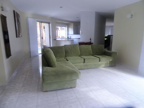 Apurla Hervey Bay - Located At The Point - Holiday Find 1