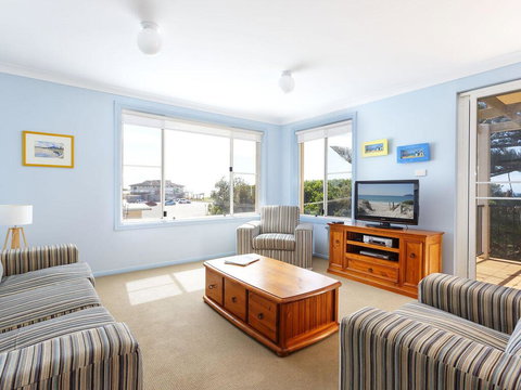 Aquarius Apartment 7 - Holiday Find 2