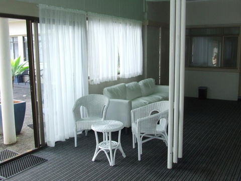 Aquarius Motel - Holiday Find 1