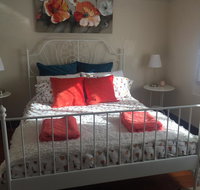 Art Deco Cottage - Holiday Find