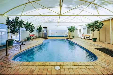 Artesian Spa Motel - Holiday Find 0