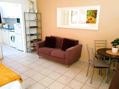 M104 West Perth Studio Apartment Near Kings Park - Holiday Find 0