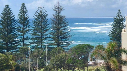 Madrid Unit 5 - Holiday Find 0