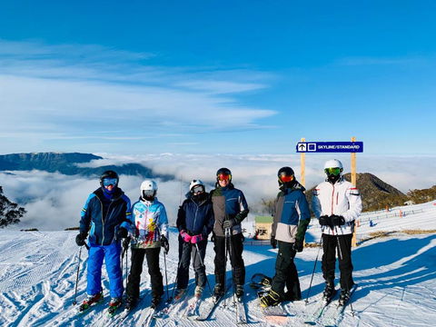 MAGNIFICENT SKIING ON MOUNT BULLER - Holiday Find 0