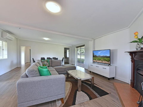 Malolo Park Guest House - Holiday Find 3