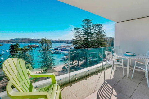 MAN29 - Beautiful 2 BR Apartment Manly Wharf Views - Holiday Find 0