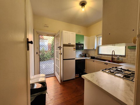 Manly Jungle Beach Oasis - Holiday Find 2