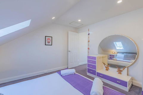 MELVINGTON BOUTIQUE APARTMENT IN HOBART CBD O - Holiday Find 3