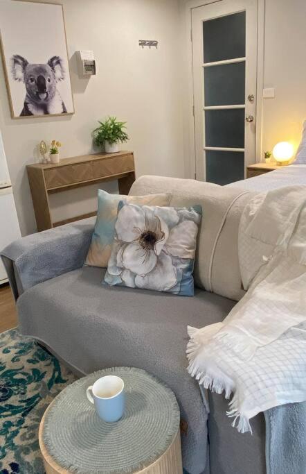 MEPLE, Tiny Home, Pets, Walk2Food, WiFi, Bfast, - Holiday Find 2