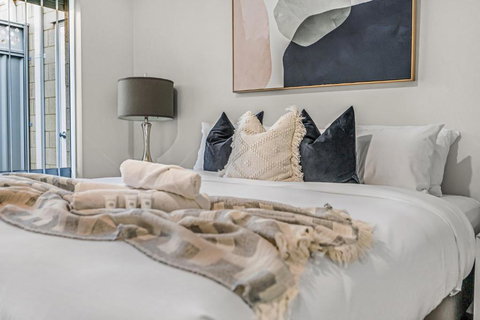 MOSS1 - Bunbury Chic Villa Retreat By The Beach - Holiday Find 3